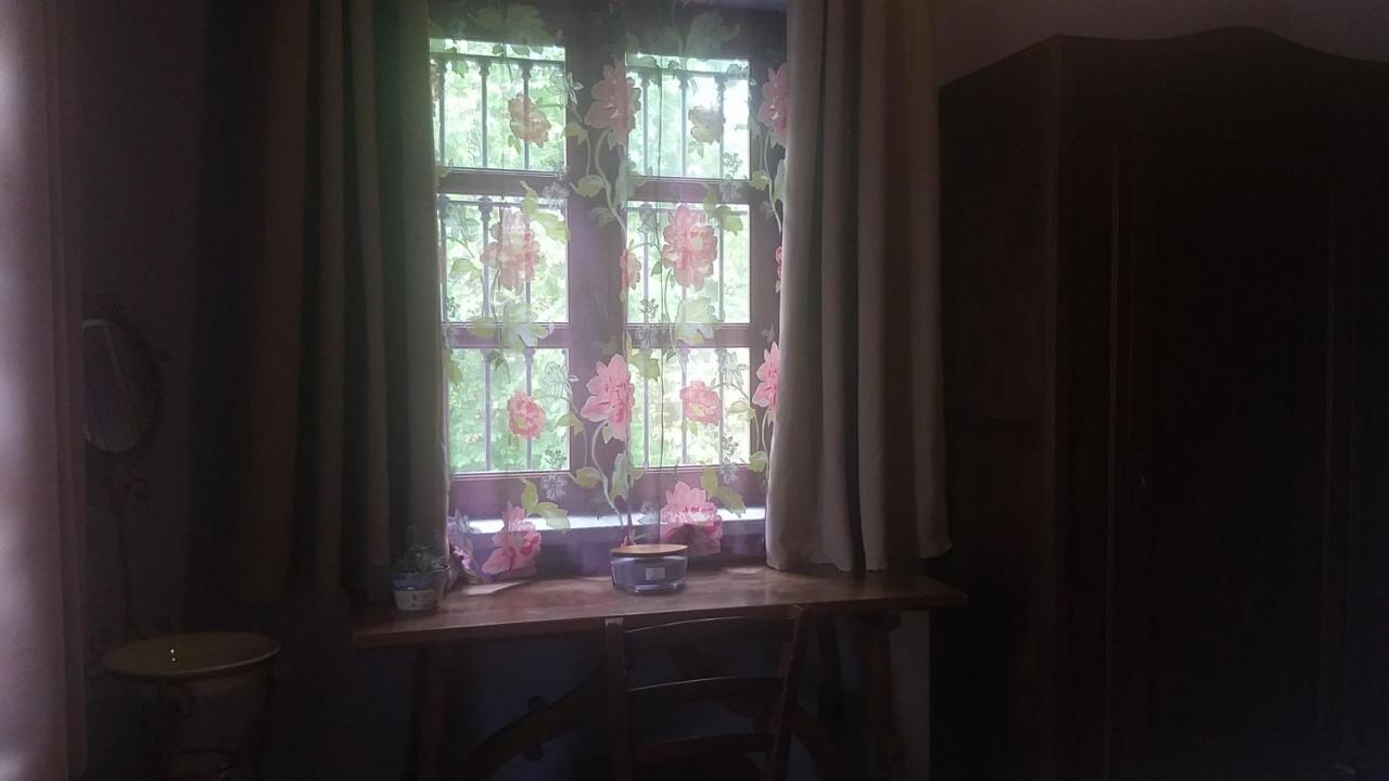 Mosci'S Bed & Beer Bed & Breakfast San Damiano dʼAsti Екстериор снимка