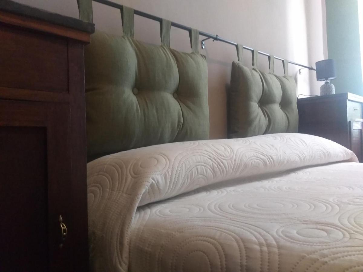 Mosci'S Bed & Beer Bed & Breakfast San Damiano dʼAsti Екстериор снимка