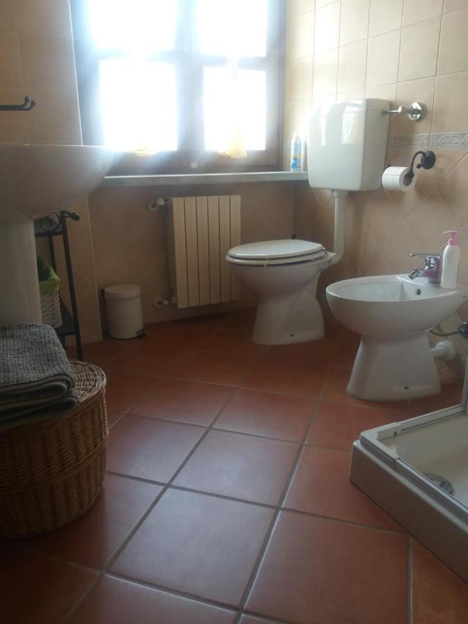 Mosci'S Bed & Beer Bed & Breakfast San Damiano dʼAsti Екстериор снимка