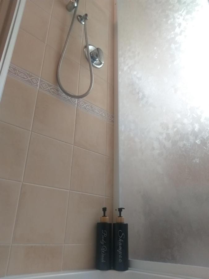 Mosci'S Bed & Beer Bed & Breakfast San Damiano dʼAsti Екстериор снимка